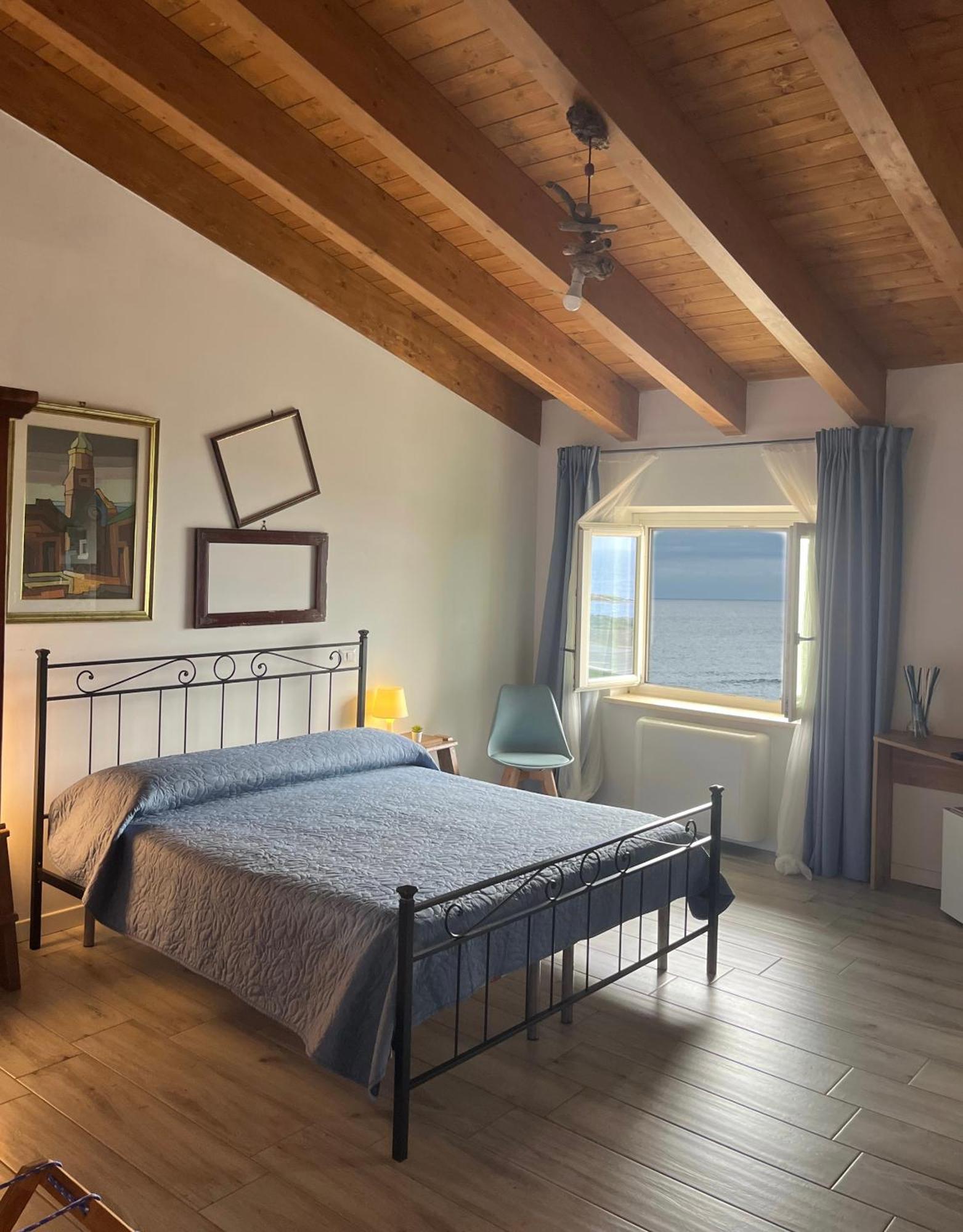 Nottola B&B ลาดิสโปลี ภายนอก รูปภาพ